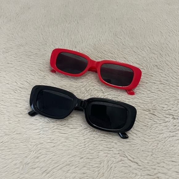 Amazon Accessories - Sunglasses Pair 🖤🍒